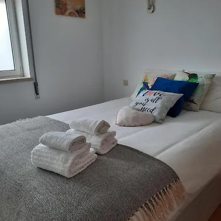 Sunflower Sea View With Magnificent Terrace In Serra Da Pescaria, - Portugal 別荘