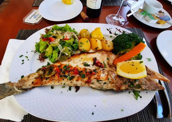 Sunflower Sea View With Magnificent Terrace In Serra Da Pescaria, - Portugal